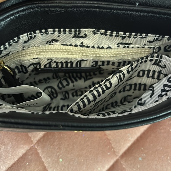 Juicy Couture Black Fur CrossBody Heart Pom Pom Bag - Picture 3 of 3